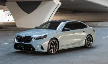 Rent-BMW-M5 (1)